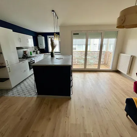 Апартаменты Eclat Contemporain -310 *